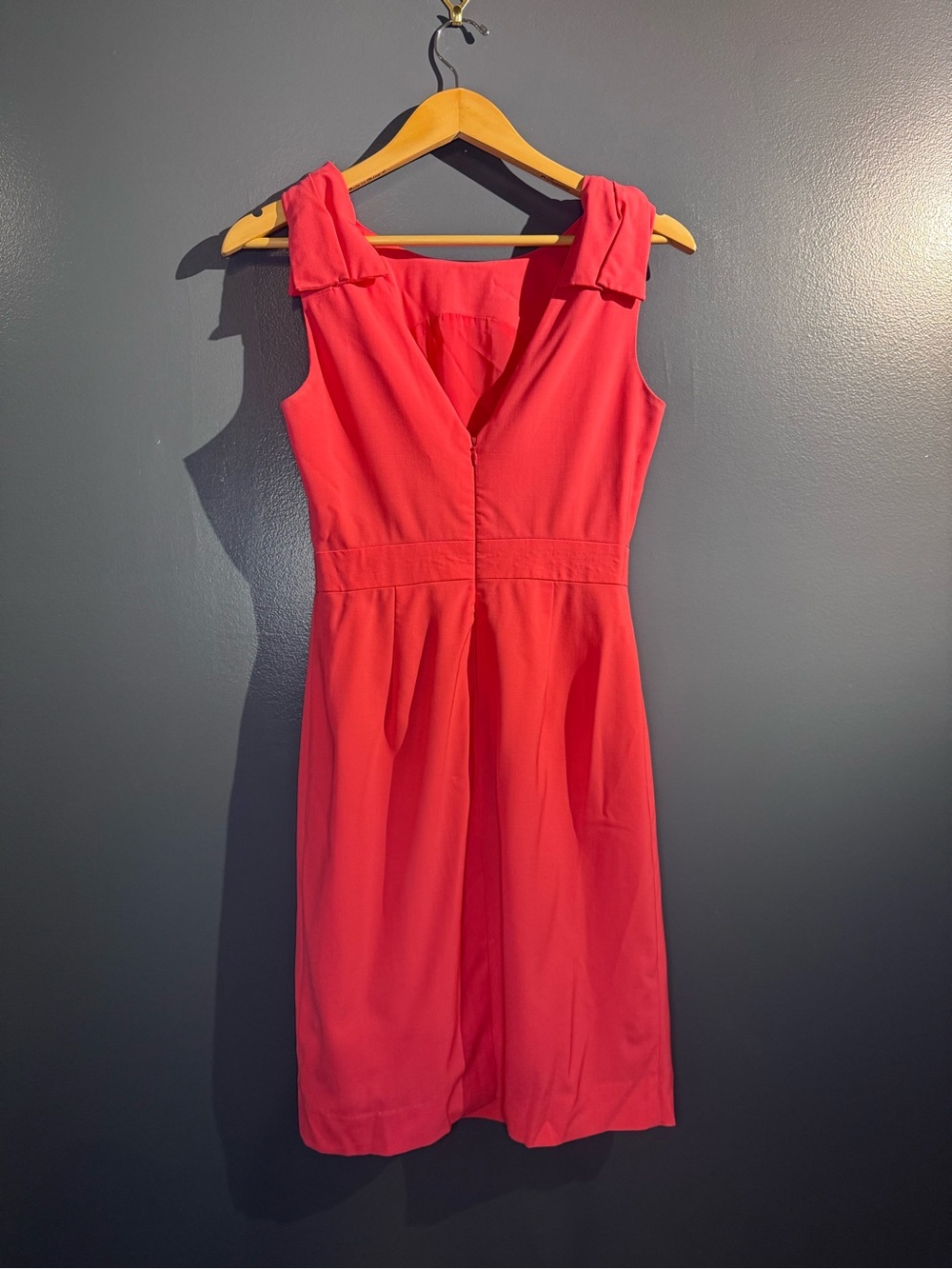 J. Crew Origami Coral-Red Bow Shoulder Sheath Dress feminine Wedding guest 2 - Picture 2 of 5